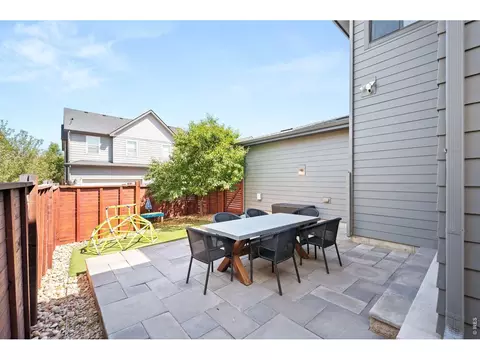 Exterior - 7945 E Prairie Meadow Dr, Denver, CO 80238 photo 4 of 7