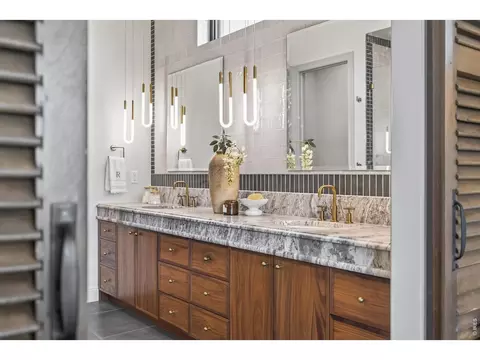 Bath - 967 Warbling Dr, Windsor, CO 80550 photo 3 of 5