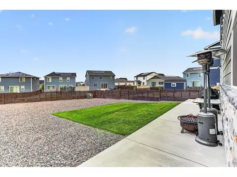 Exterior - 27671 E Byers Ave, Aurora, CO 80018 photo 8 of 10