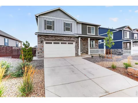 Exterior - 27671 E Byers Ave, Aurora, CO 80018 photo 3 of 10