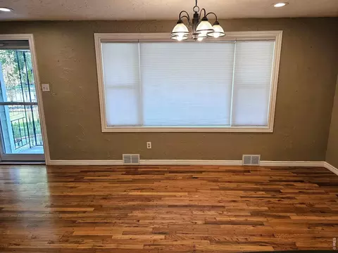 Living - 828 Fairhurst St, Sterling, CO 80751 photo 4 of 8