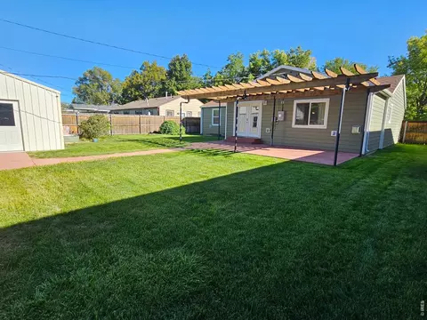 Exterior - 828 Fairhurst St, Sterling, CO 80751 photo 5 of 10