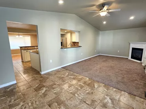 Living - 828 Fairhurst St, Sterling, CO 80751 photo 6 of 8