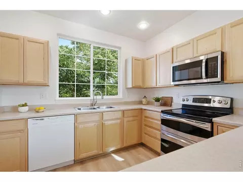Kitchen - 354 Shadowbrook Dr, Windsor, CO 80550 photo 3 of 4