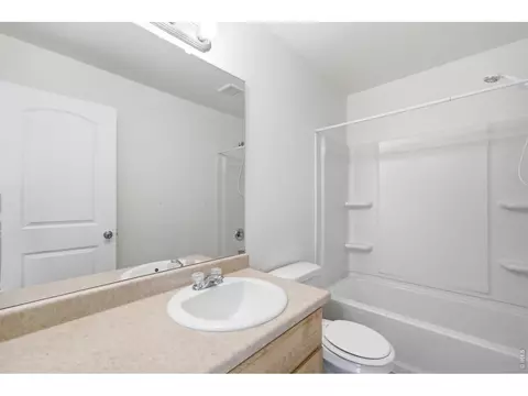 Bath - 354 Shadowbrook Dr, Windsor, CO 80550 photo 3 of 4
