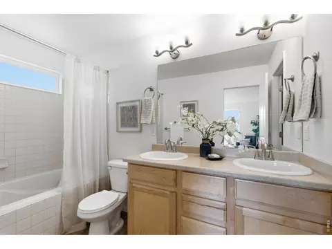 Bath - 354 Shadowbrook Dr, Windsor, CO 80550 photo 1 of 4
