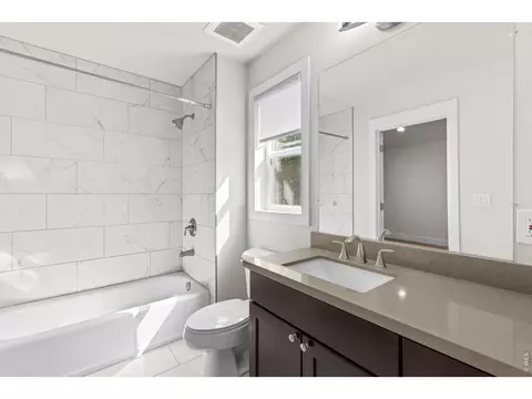 Bath - 810 E Baseline Rd #A, Lafayette, CO 80026 photo 6 of 8