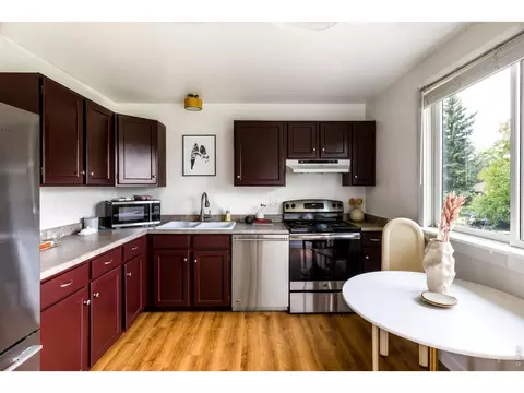 Kitchen - 4547 Ashfield Dr, Boulder, CO 80301 photo 2 of 3