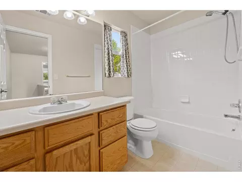 Bath - 3413 Rialto Ave, Evans, CO 80620 photo 4 of 5