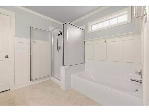 Bath - 3413 Rialto Ave, Evans, CO 80620 photo 3 of 5