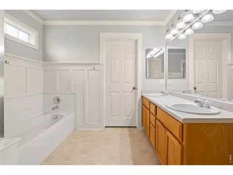 Bath - 3413 Rialto Ave, Evans, CO 80620 photo 2 of 5