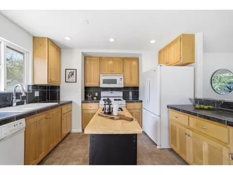Kitchen - 4101 Cork Dr, Laporte, CO 80535 photo 3 of 4