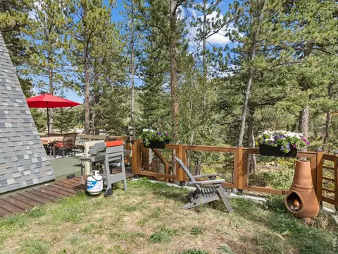 Exterior - 847 Hemlock Dr, Lyons, CO 80540 photo 3 of 5