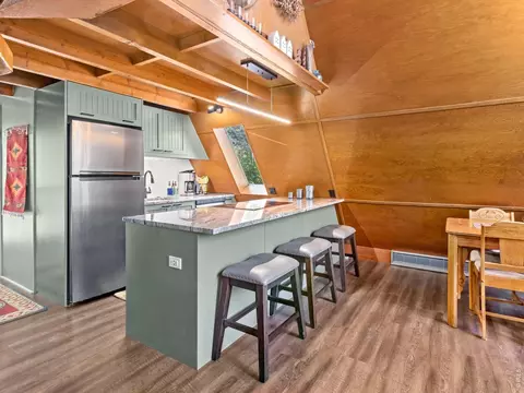 Kitchen - 847 Hemlock Dr, Lyons, CO 80540 photo 1 of 3