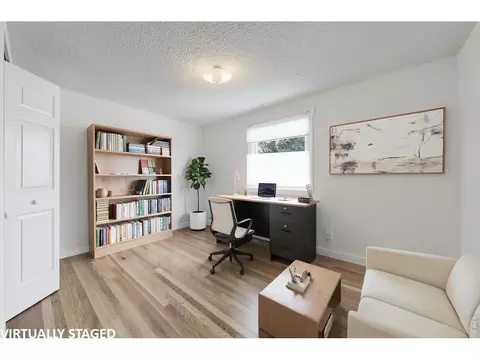 1266 Lanyon Ln, Longmont, CO 80503