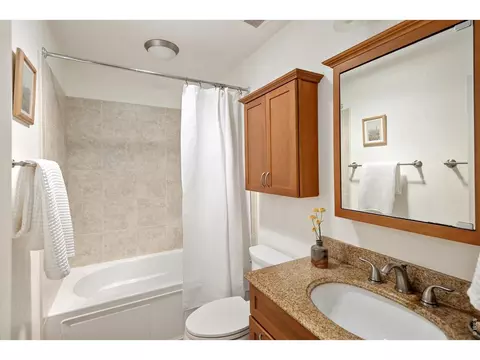 Bath - 4487 Galley Ct, Boulder, CO 80301 photo 1 of 2