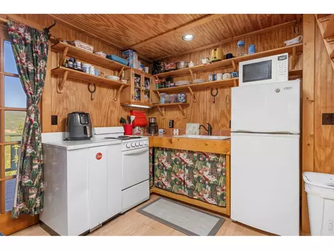 Kitchen - 105 Observatory Pl, Black Hawk, CO 80422 photo 2 of 3