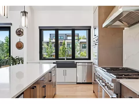Kitchen - 2160 Upland Ave #A, Boulder, CO 80304 photo 2 of 6