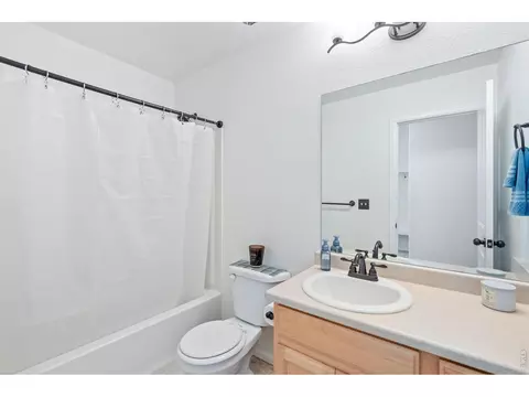 Bath - 259 Castle Dr, Severance, CO 80550 photo 3 of 3