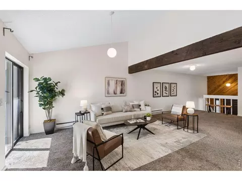 Living - 2971 Eagle Way, Boulder, CO 80301 photo 2 of 5