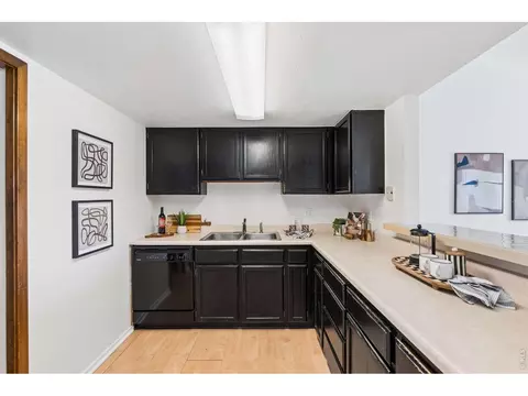 Kitchen - 2971 Eagle Way, Boulder, CO 80301 photo 3 of 3