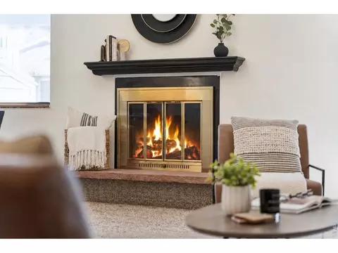 Living - 2971 Eagle Way, Boulder, CO 80301 photo 4 of 5