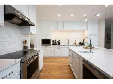 Kitchen - 601 15th St, Boulder, CO 80302 photo 4 of 4