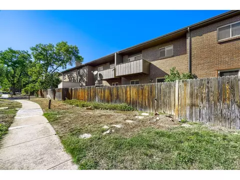 Exterior - 1510 Chambers Dr, Boulder, CO 80305 photo 5 of 7