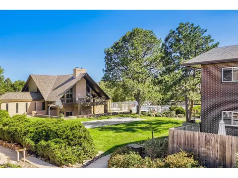 Exterior - 1510 Chambers Dr, Boulder, CO 80305 photo 2 of 7
