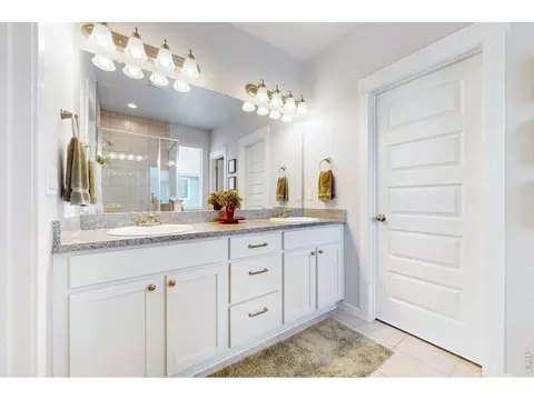 Bath - 360 Capitol Reef St, Berthoud, CO 80513 photo 2 of 5