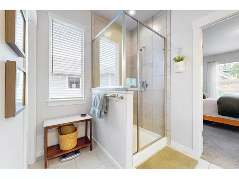 Bath - 360 Capitol Reef St, Berthoud, CO 80513 photo 3 of 5