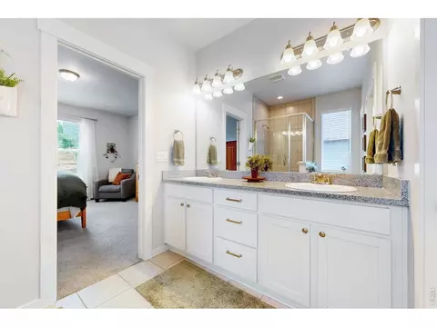 Bath - 360 Capitol Reef St, Berthoud, CO 80513 photo 4 of 5