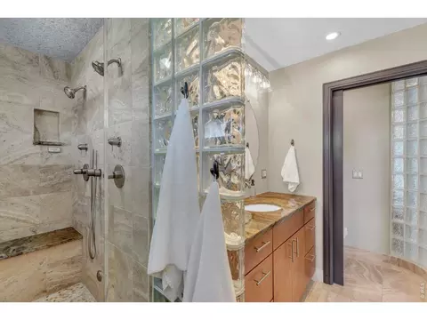 Bath - 3130 Kittrell Ct, Boulder, CO 80305 photo 1 of 5