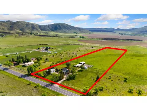 6016 N County Road 29c, Bellvue, CO 80512