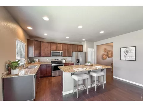 Kitchen - 2158 Lamborn Ct, Berthoud, CO 80513 photo 3 of 7