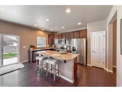 Kitchen - 2158 Lamborn Ct, Berthoud, CO 80513 photo 6 of 7