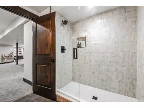 Bath - 2355 Sugarloaf Rd, Berthoud, CO 80513 photo 6 of 6