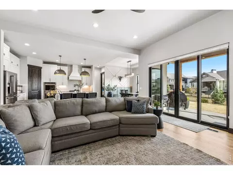 Living - 2355 Sugarloaf Rd, Berthoud, CO 80513 photo 2 of 4
