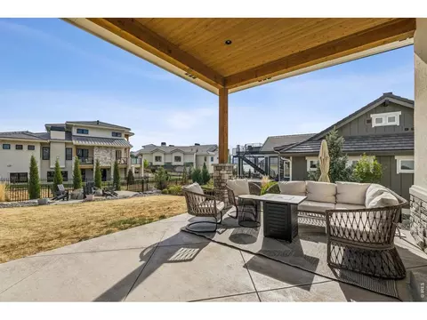 Exterior - 2355 Sugarloaf Rd, Berthoud, CO 80513 photo 6 of 11