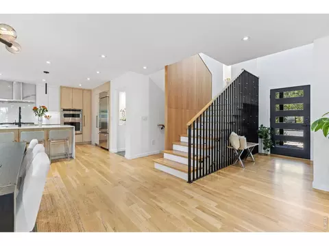 Entry Way - 3560 16th St, Boulder, CO 80304 photo 3 of 4