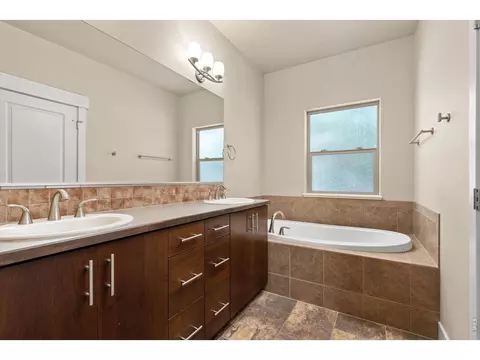 Bath - 102 Kitty Hawk Dr, Windsor, CO 80550 photo 1 of 6