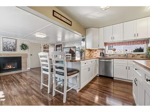 Kitchen - 308 West Ave, Brush, CO 80723 photo 3 of 10