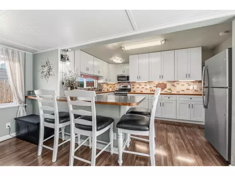 Kitchen - 308 West Ave, Brush, CO 80723 photo 2 of 10