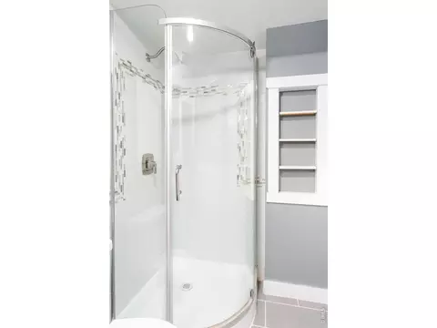 Bath - 2748 Winding Trail Dr, Boulder, CO 80304 photo 5 of 5