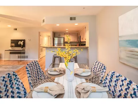 Dining - 935 Broadway #103, Boulder, CO 80302 photo 2 of 2