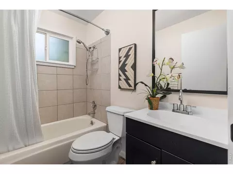 Bath - 550 10th St, Windsor, CO 80550 photo 1 of 1