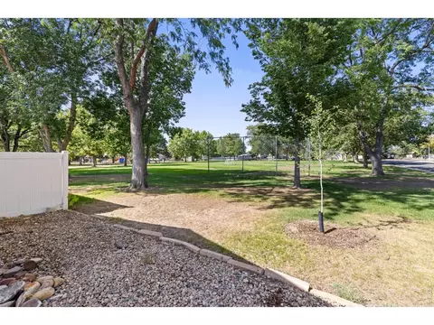 Exterior - 550 10th St, Windsor, CO 80550 photo 3 of 9