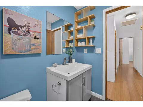 Bath - 3565 19th St, Boulder, CO 80304 photo 3 of 3