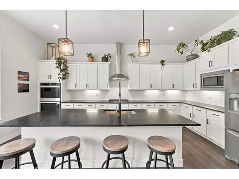 Kitchen - 1962 Raindrop Dr, Windsor, CO 80550 photo 5 of 7