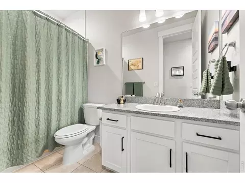 Bath - 1962 Raindrop Dr, Windsor, CO 80550 photo 5 of 6